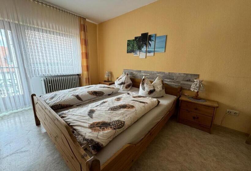 Номер Стандарт, Zur Goldenen Krone Pension Stadtallendorf