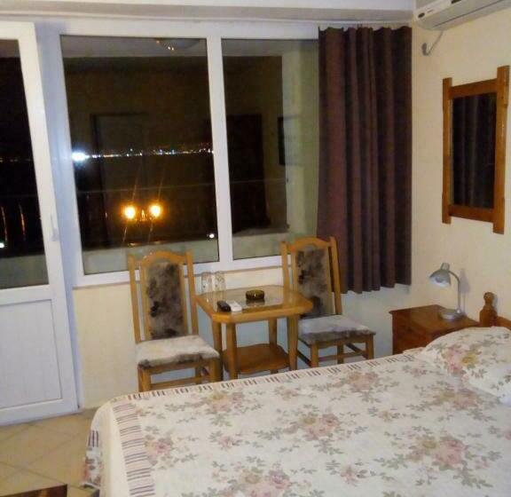 חדר סטנדרט נוף לים, Guest House Tony