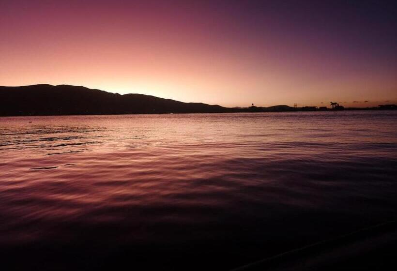 4인용 스탠다드 룸, Uros Suma Qhota Lodge