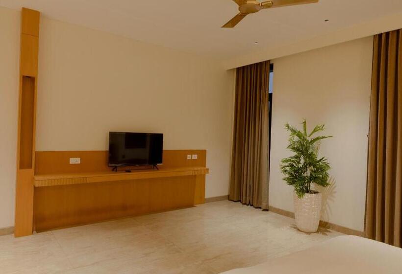 سوئیت با تخت بزرگ, Green Windows Resort
