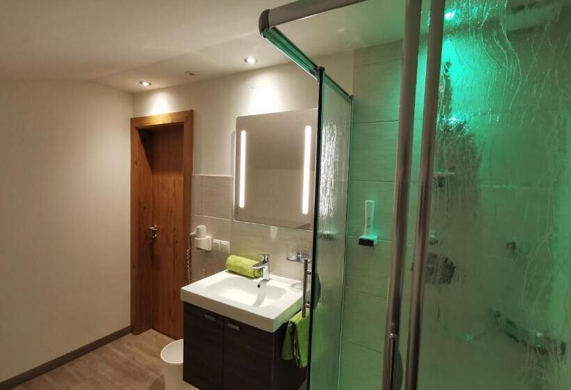 غرفة قياسية, Flo S Rooms & Breakfast