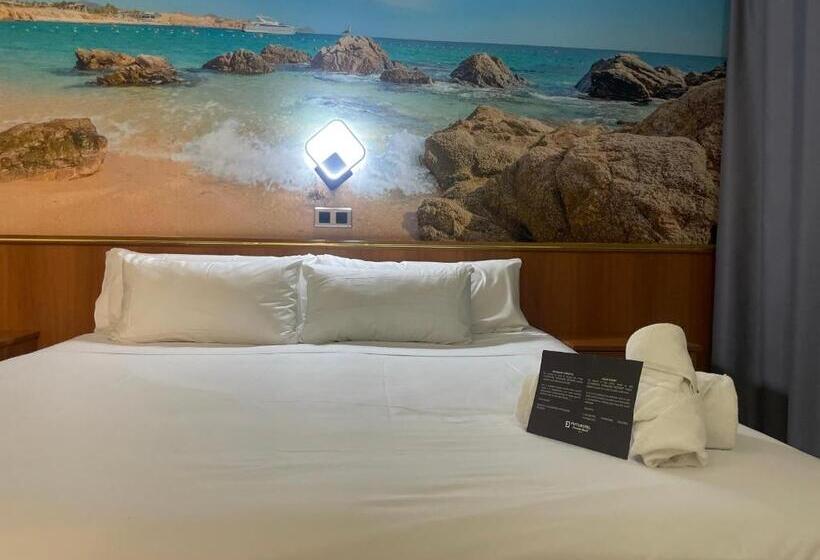 Четырехместный Номер Superior, Cambrils Paradise