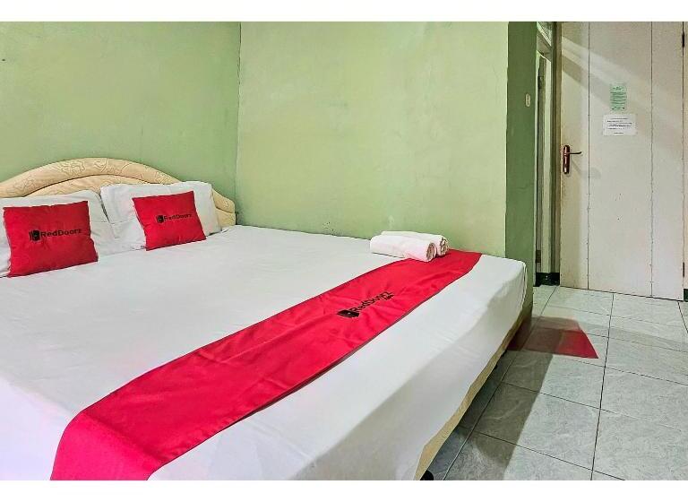Номер Стандарт, Reddoorz At Linggarjati Kuningan
