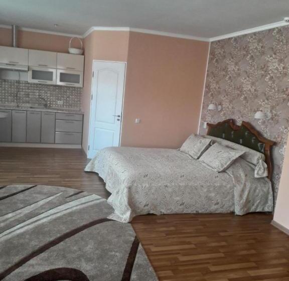 اتاق خانوادگی, аромат греції