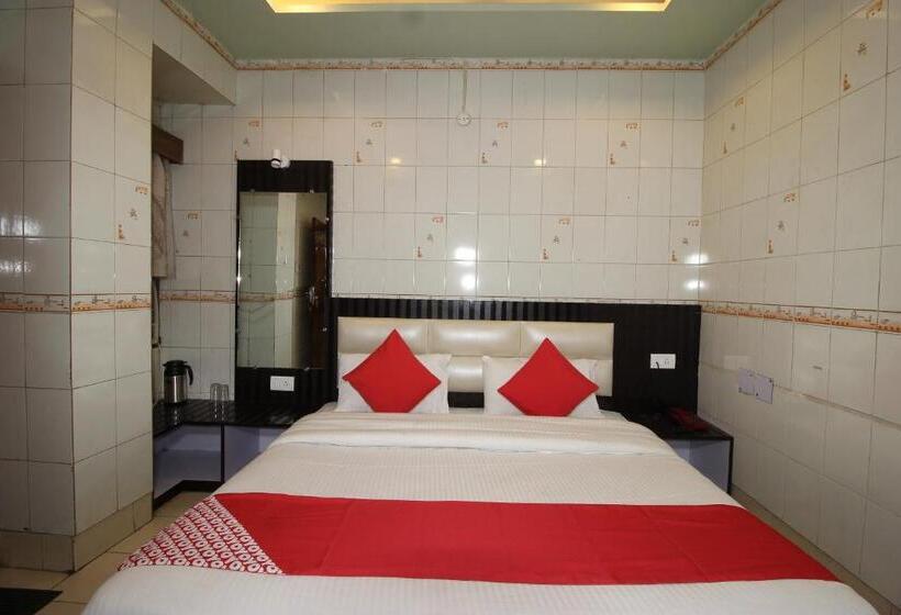 三人经典房间, Oyo Hotel Blue Diamond