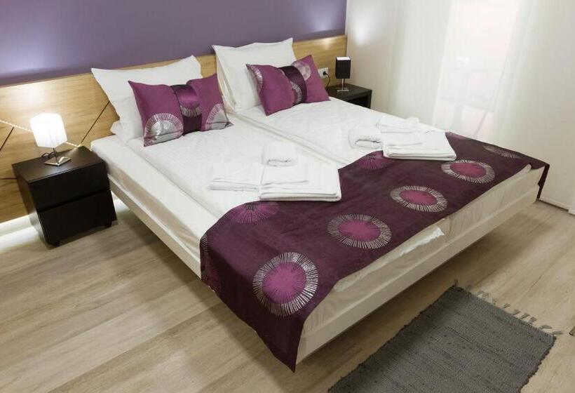 استودیوی استاندارد, B&b Nataly 2