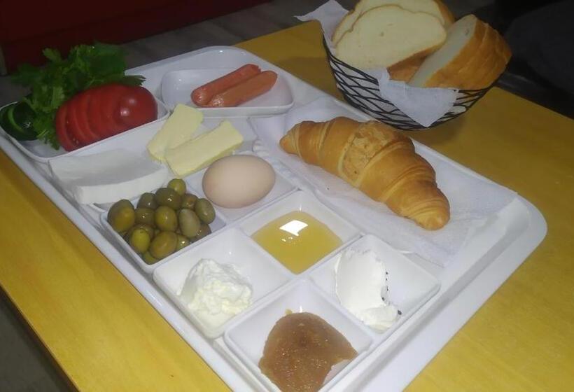 اتاق عادی یک تخته, Cth Baku Hostel