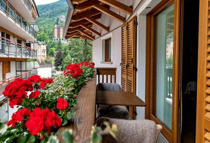 Полулюкс, Fiocco Di Neve Relais & Spa