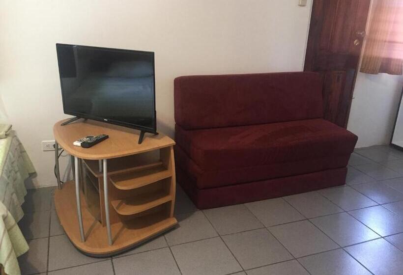 Четырехместный Номер Economy, Villa Prats