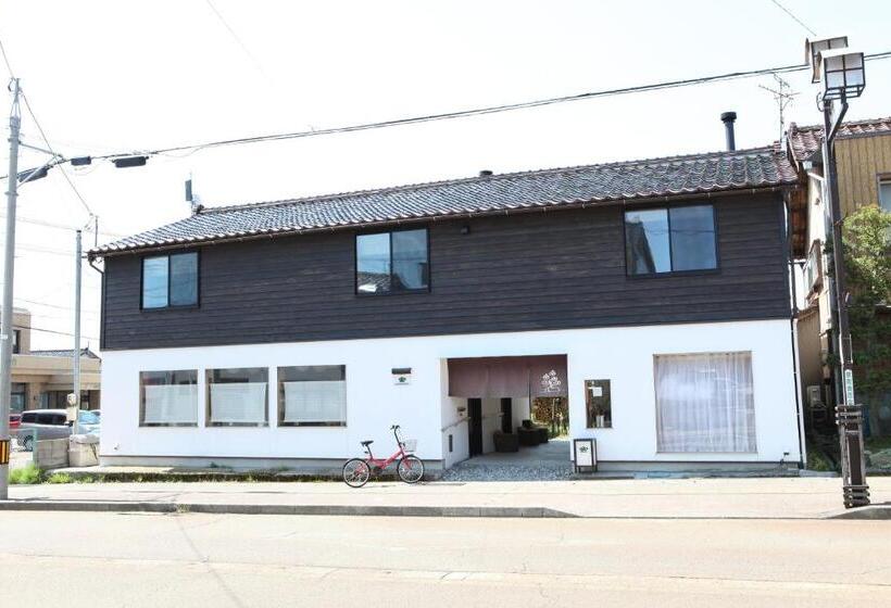 اتاق استاندارد, B&b Neagari