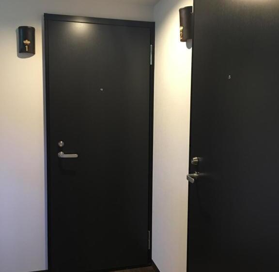 اتاق استاندارد سه نفره, B&b Neagari