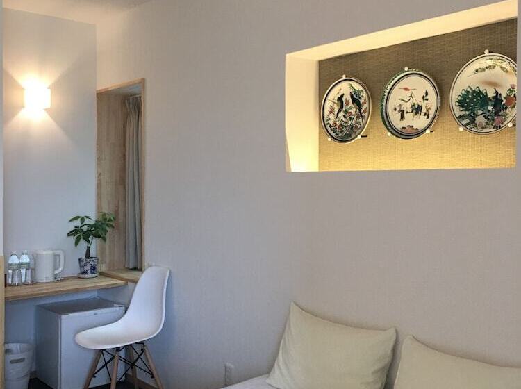 اتاق استاندارد با چشم‌انداز باغ, B&b Neagari
