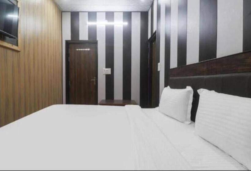 수피리어 룸, Fabhotel Maya