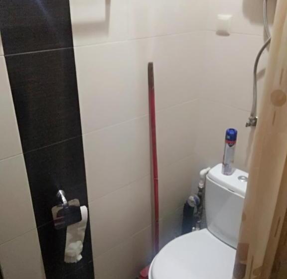 Superior Room King Size Bed, Komitas Avenue Guest House
