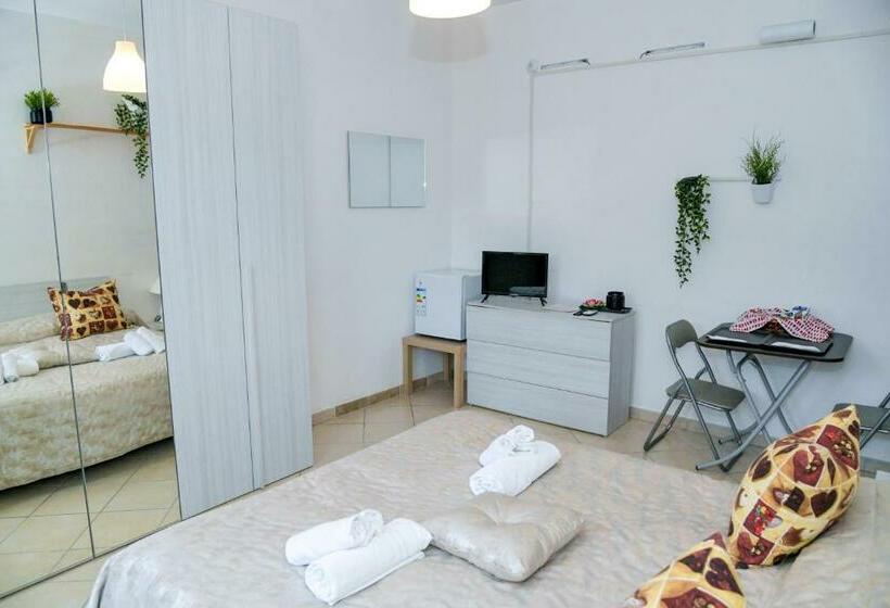 Quarto Estandar, B&b Damiani