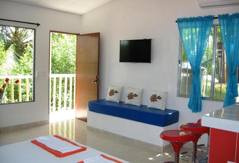 Estúdio Familiar, Cabanas Recreaciones
