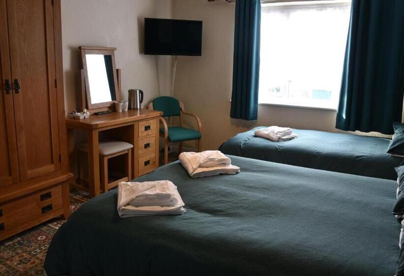 Family Room, Dinorben Arms
