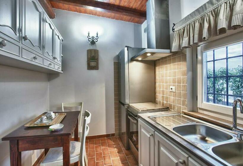 Апартаменты 1 Спальня, Antico Casale Spezia Pelagalli
