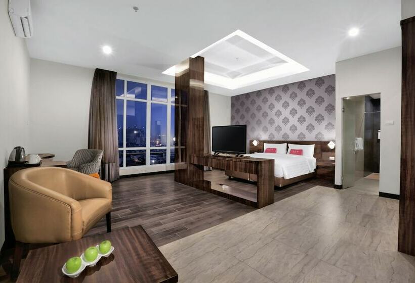 주니어 스위트, Favehotel S. Parman Medan