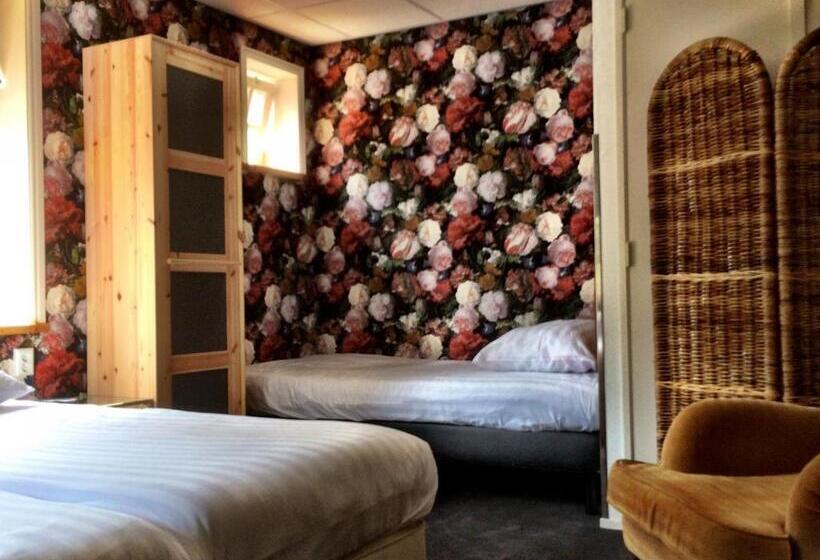 Номер Стандарт Трехместный, West Inn