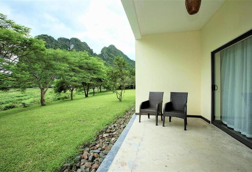 اتاق لوکس با چشم‌انداز, Serena Kim Boi Resort  Hoa Binh