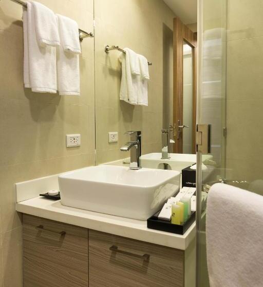 Номер Премиум, Valero Grand Suites By Swissbel
