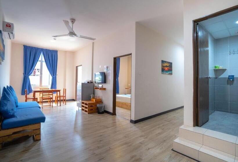 Представительский семейный номер, Paretto Seaview