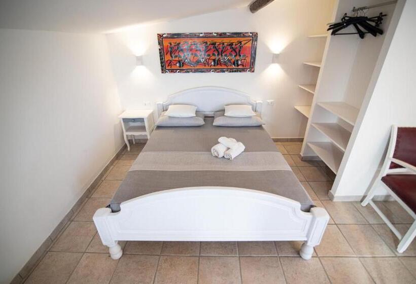 家庭间, B&b Villaggio Regina