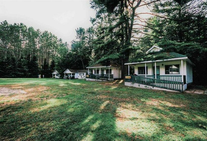 샬레, High Falls Bay Cottages, Camping & Waterpark