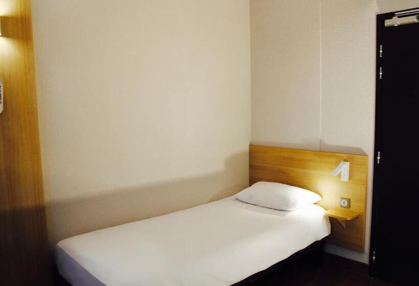 Четырехместный Номер Стандарт, B&b Hotel Valence Tgv Romans