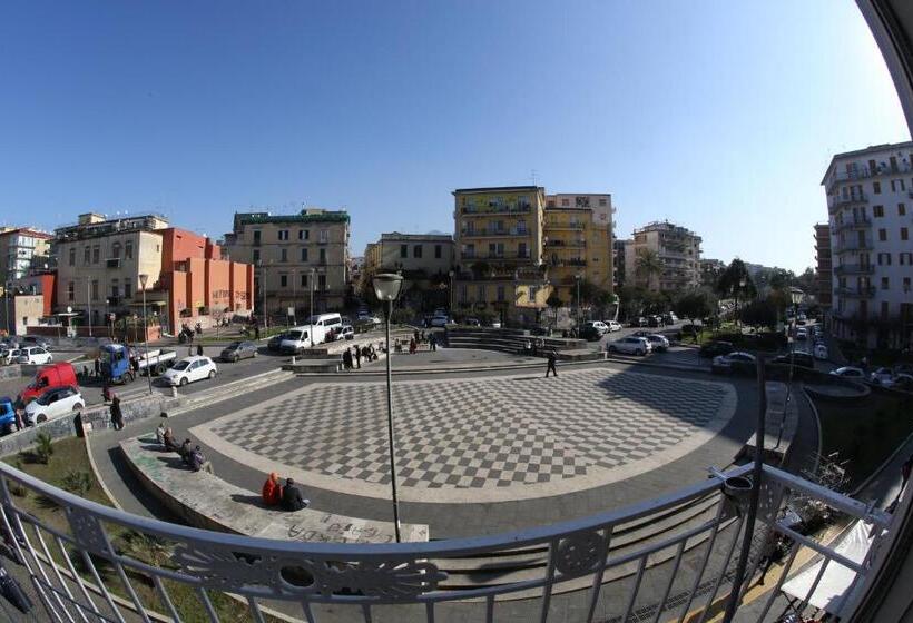 Номер Стандарт, Ville Vesuviane