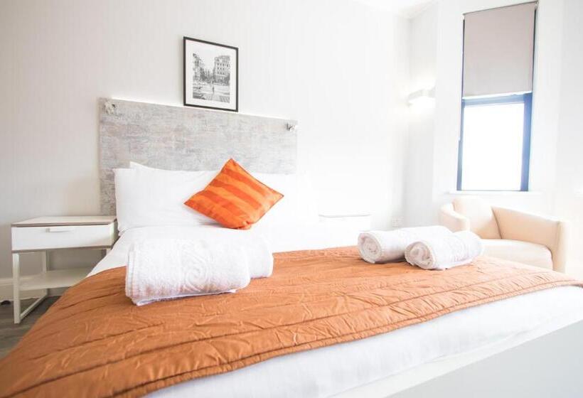 Студия Deluxe, Westciti Caroco Apart