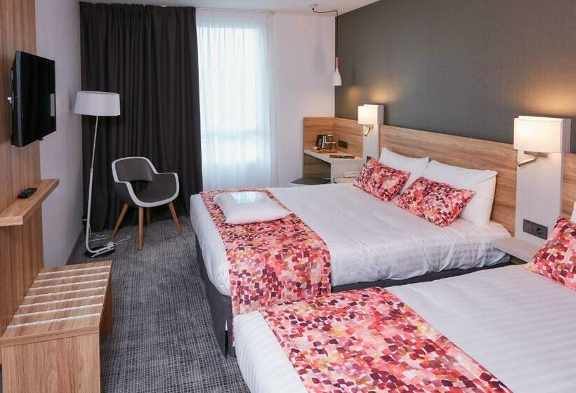 Номер Стандарт, Kyriad Pontarlier