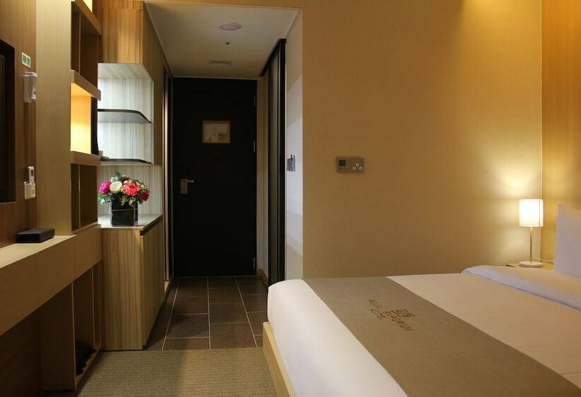 Номер Deluxe, Royal Emporium Incheon Airport