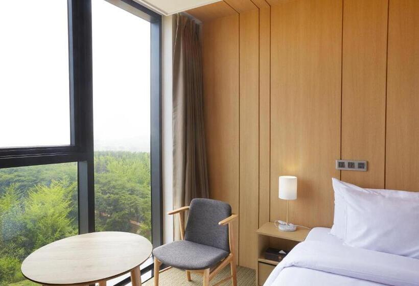 Номер Economy, Royal Emporium Incheon Airport