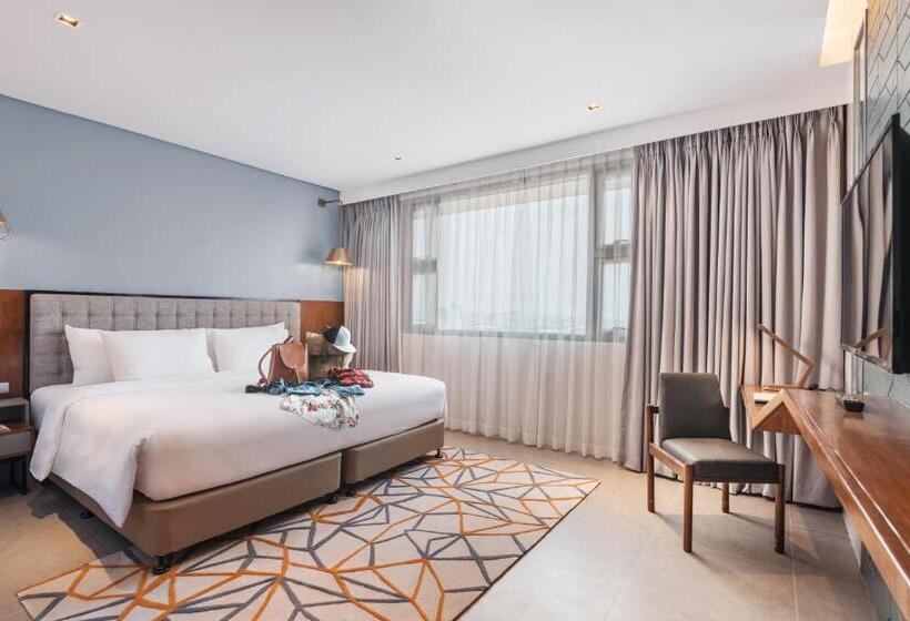 스탠다드 룸 킹사이즈 침대, Summit Galleria Cebu