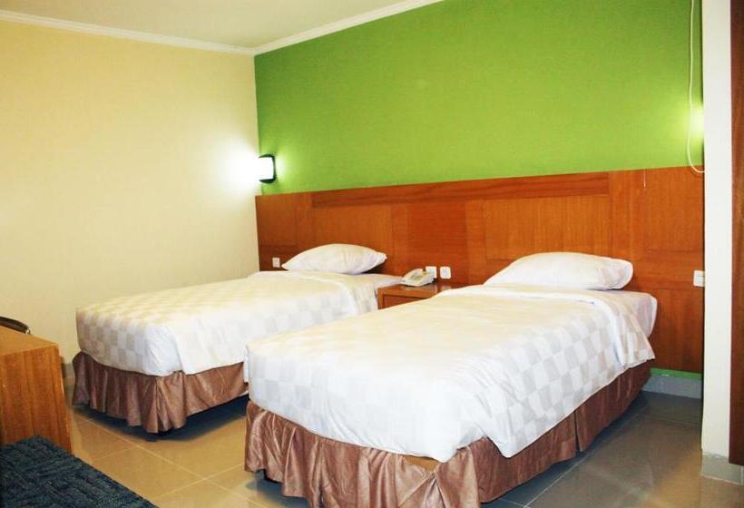 수피리어 룸, Maleosan Inn Manado