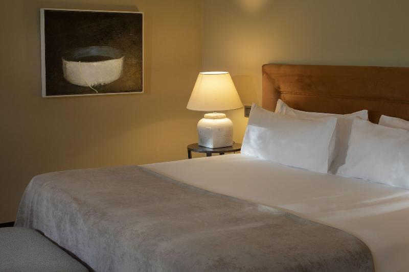 디럭스 룸, Maleosan Inn Manado
