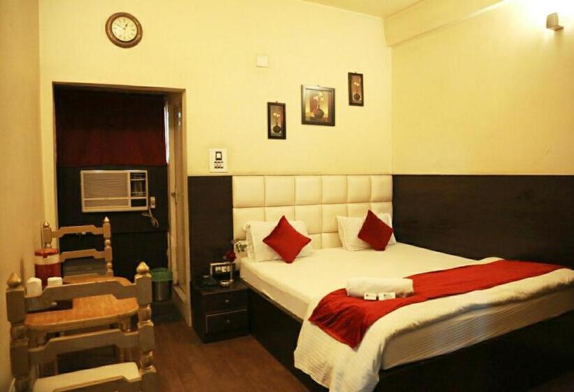 Номер Стандарт, Holidei Inn