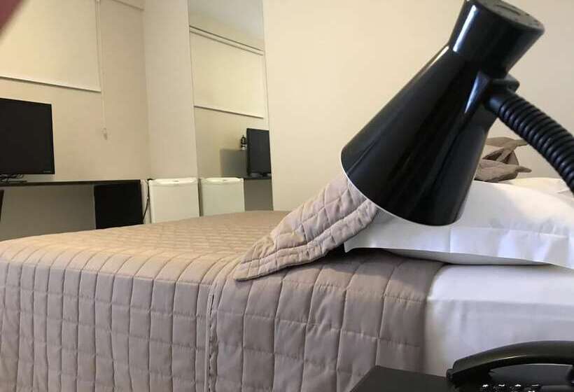标准单人间, Suites Residence