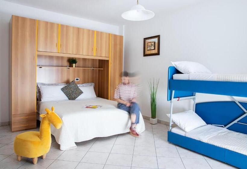 سوییت خانوادگی, Casa Merano Residence & Ristorante Bibione Centro