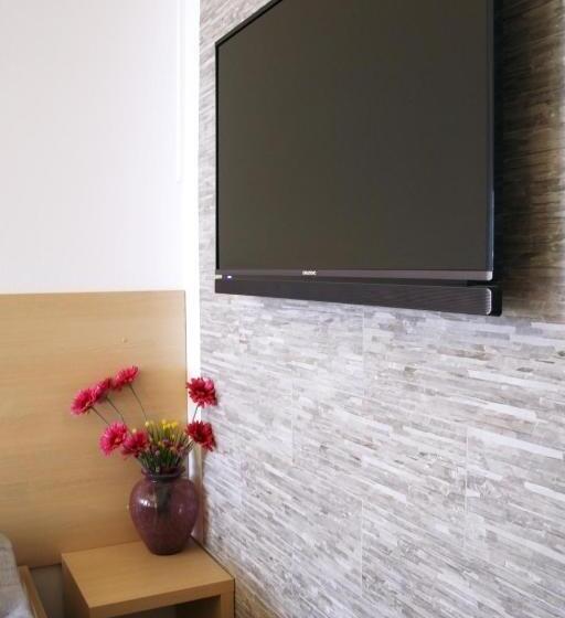수피리어 트리플 룸, Rooms Fitea