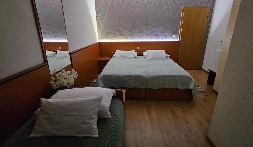 Трехместный Номер Классика, Sobe/rooms Riva