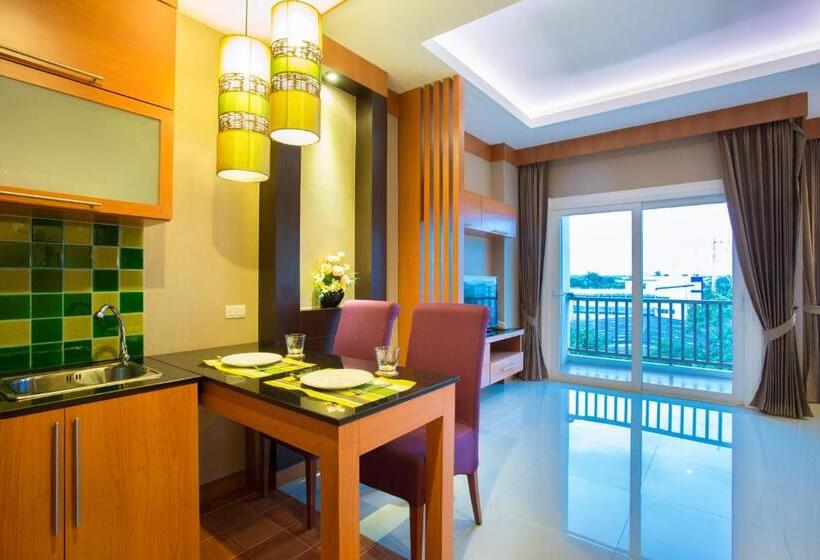 סוויטה משפחתית, Romantic Khon Kaen