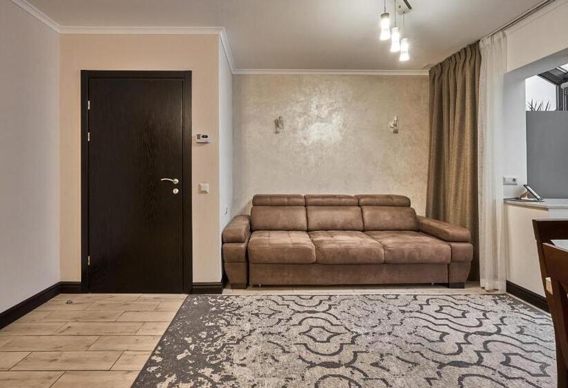 Apartamento 1 Dormitório, Zaporizʹka Sich