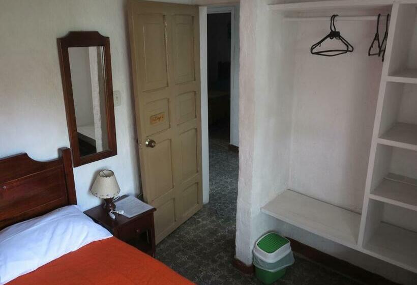 Номер Стандарт Вид на Сад, Hostal La Cazihita