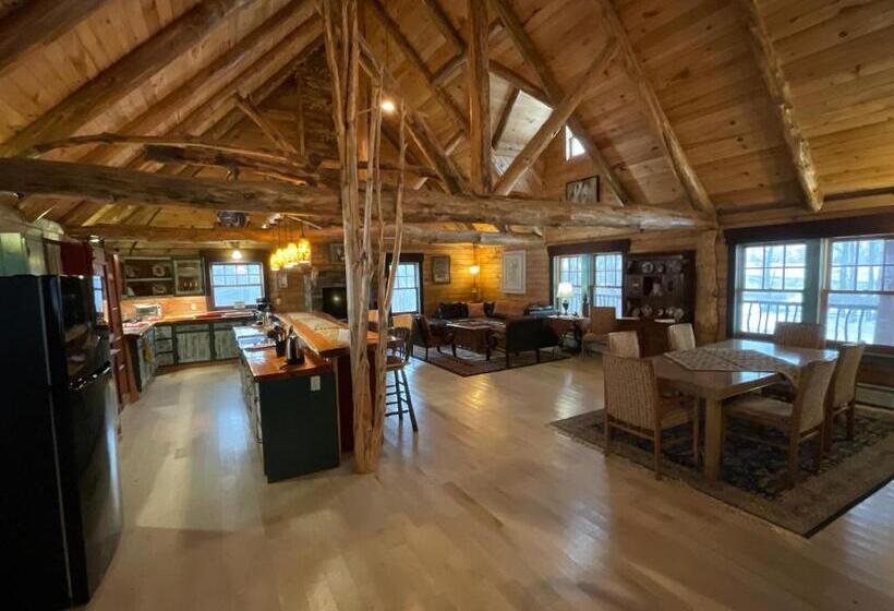 Номер Стандарт, Lodge Solange