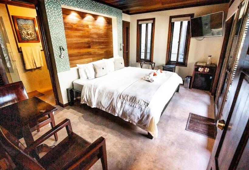 Deluxe Suite King Bed, Pur Boutique Cabanas, Adults Only