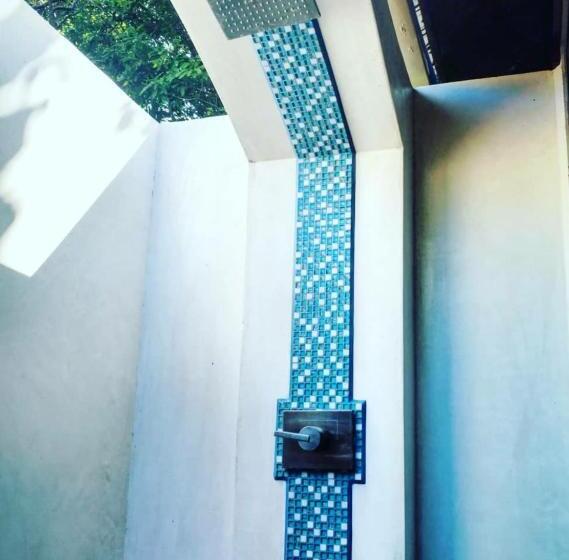 استودیوی لوکس, Pur Boutique Cabanas, Adults Only