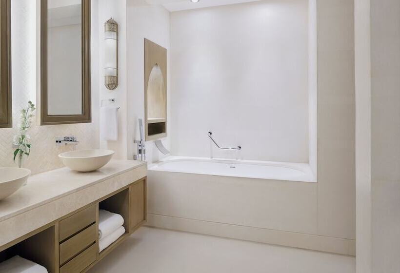 Королевский Люкс, Intercontinental Durrat Al Riyadh Resort & Spa, An Ihg